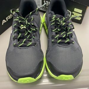 Boys under armour shoes